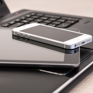 workspace-mobile-devices_1920x1200