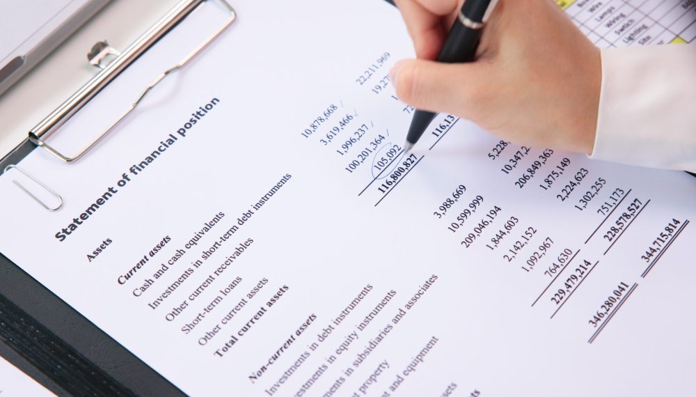 Internal,Tax,Audit,Review,Checking,Esg,Data,Risk,In,Balance